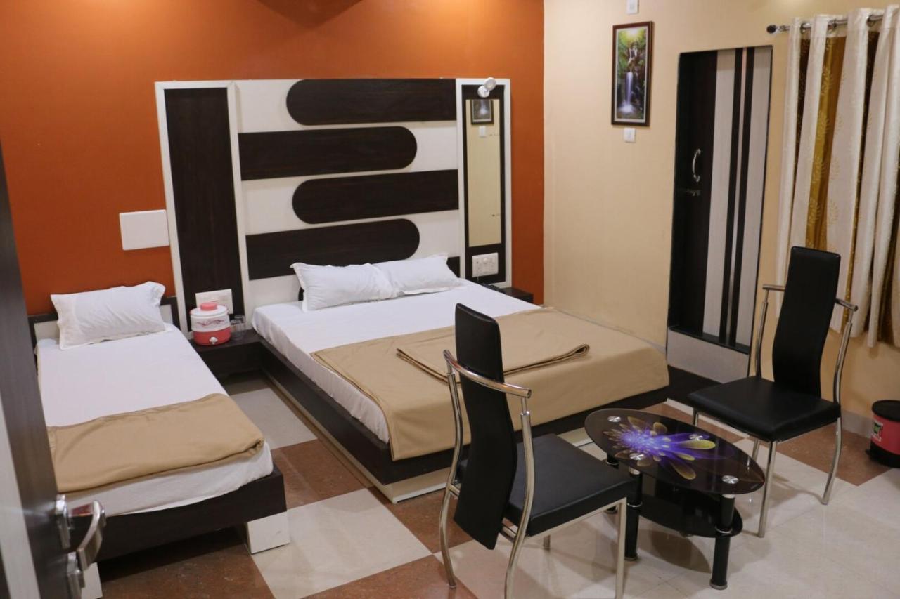 Golden Paying Guest House Диу Екстериор снимка